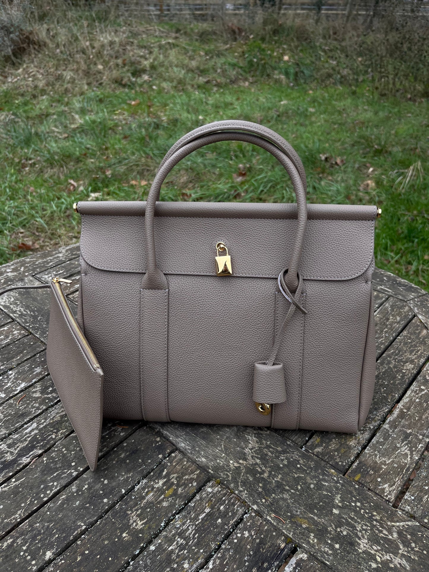 LANA PARIS | Le sac « Louisa » Choco